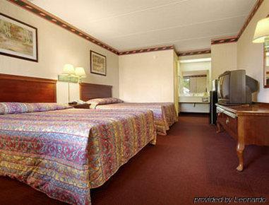 Super 8 By Wyndham Dothan Quarto foto